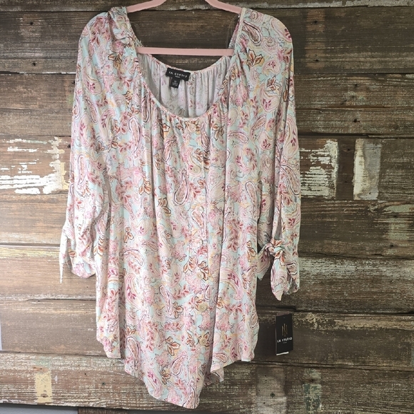 I.N. Studio Women's Paisley Blouse - Pink and CreamPlus Size 3X - Picture 1 of 4